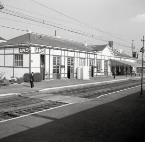 Ans - SNCB Z02722e (3).jpg